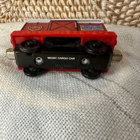 Thomas and Friends Magic Cargo Car - Picture 6 of 6